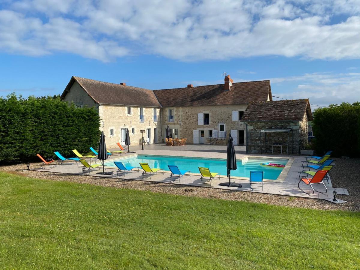 Kourline Villalunoterie Futuroscope Piscine Spa Oyre 外观 照片
