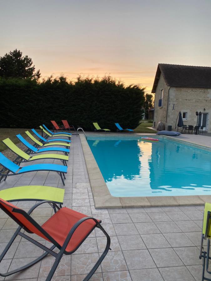 Kourline Villalunoterie Futuroscope Piscine Spa Oyre 外观 照片